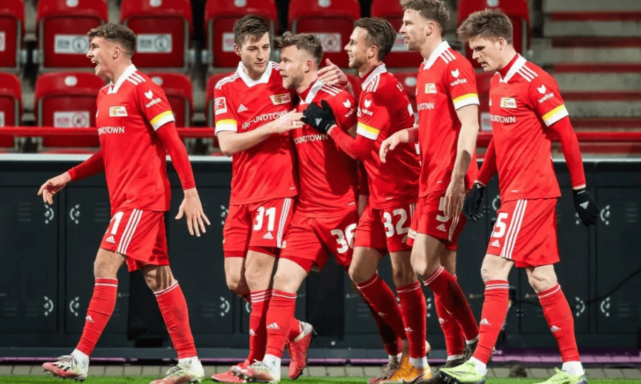 圣保利击败对手,德甲前十位置稳固不变 圣保利击败对手,德甲前十位置稳固不变