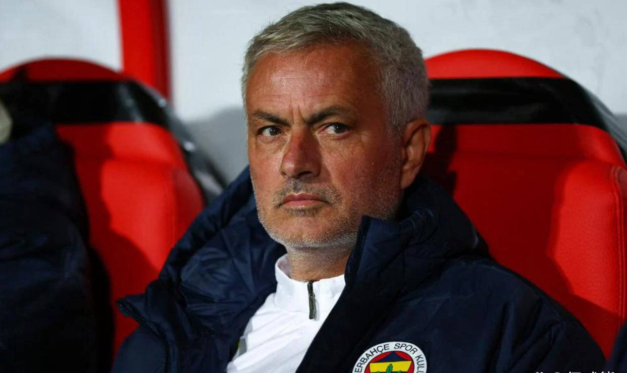 拉科鲁尼亚客场惨败，遭遇出局